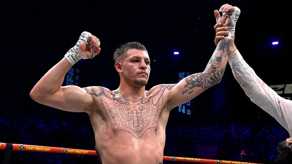 Callum Walsh Survives Knockdown, Beats Tyler Denny