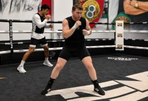 Canelo Alvarez Changes Style for Christian Mbilli Canelo Alvarez Changes Style for Christian Mbilli