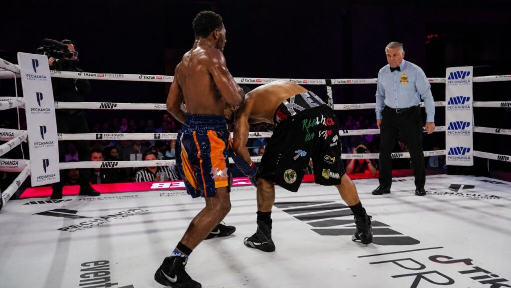 Jahmal Harvey Crushes Keb With Second-Round Knockout Jahmal Harvey Crushes Keb With Second-Round Knockout