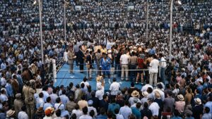 Héctor Camacho Overwhelms Rafael Limón for First World Title
