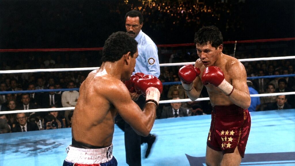 Julio Cesar Chavez Broke Edwin Rosario Piece By Piece Julio Cesar Chavez Broke Edwin Rosario Piece By Piece