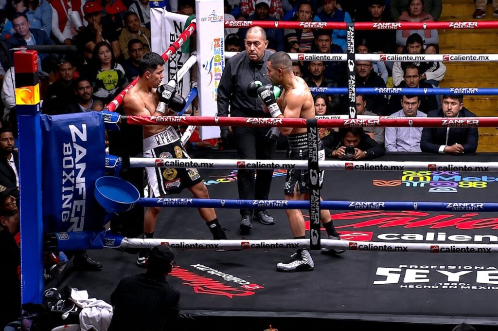 Sebastian Hernandez Reyes Blasts Out Jose Lopez in Two Sebastian Hernandez Reyes Blasts Out Jose Lopez in Two