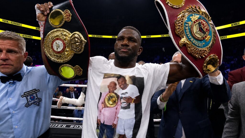 Yoenli Hernandez Beats Franciso Veron, But Draw Card Stuns