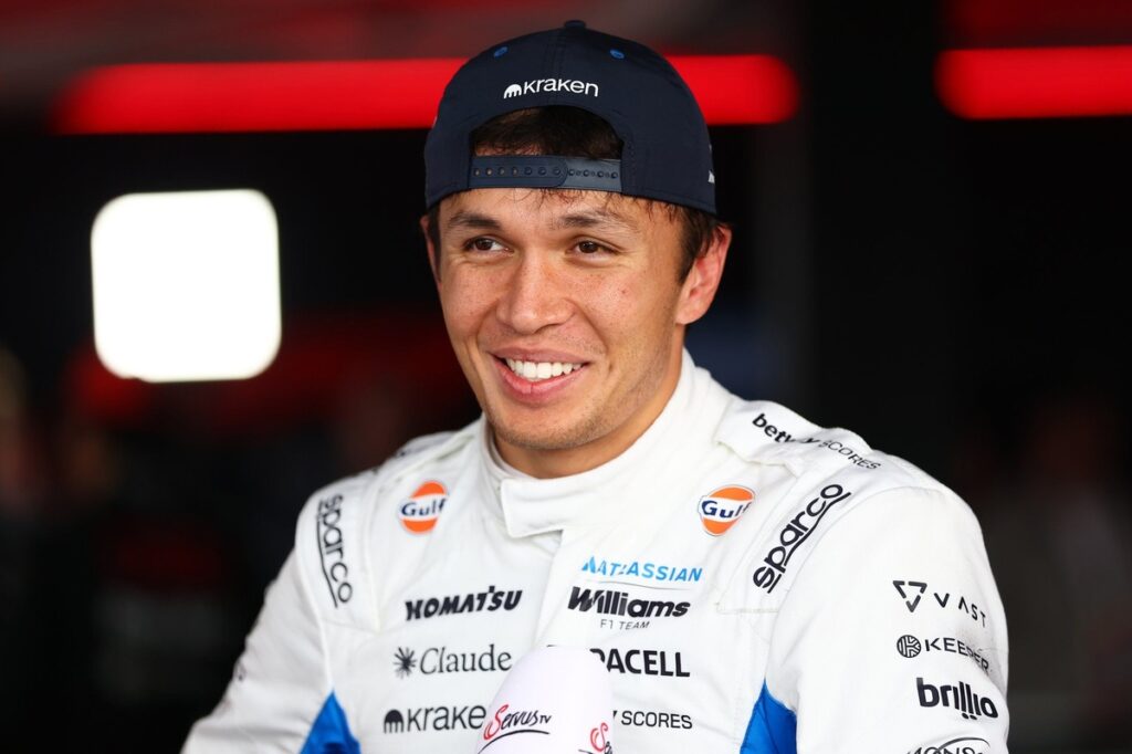 Albon commits to Williams F1 team for 2027 Albon commits to Williams F1 team for 2027