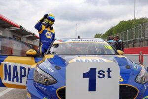 Sutton takes big stride towards title with victory