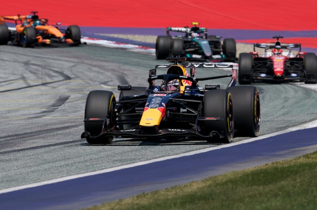 F1’s Macarena wings to stay, but Red Bull had to do “more work”