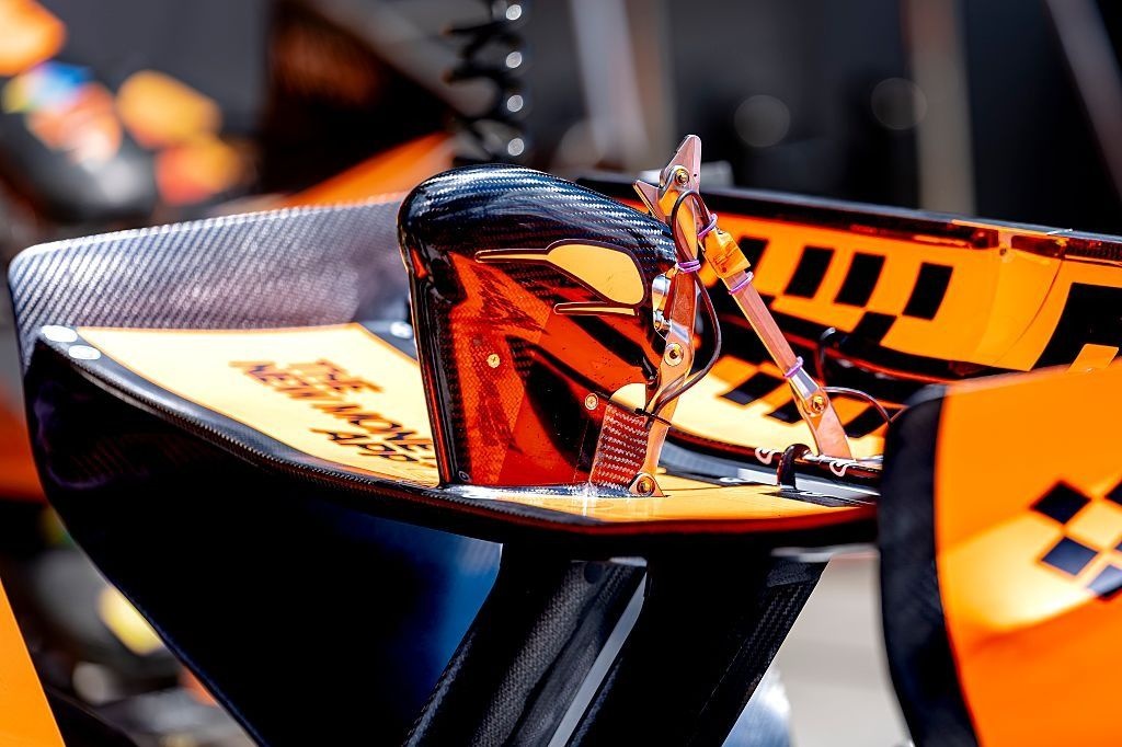 Why McLaren has been coy about introducing its rotating F1 rear wing Why McLaren has been coy about introducing its rotating F1 rear wing