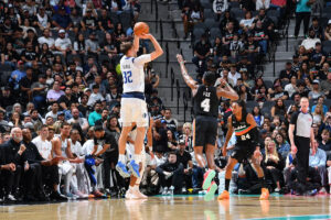 The Mavericks need new jerseys, and now is the perfect time to unveil them