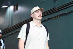 55-55 – Rangers see Silver Boot slip off their foot with 11-2 loss to Astros 55-55 – Rangers see Silver Boot slip off their foot with 11-2 loss to Astros