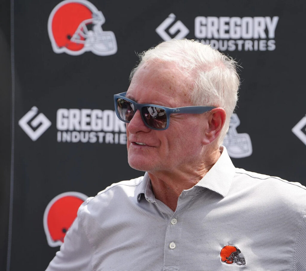 Browns owner says his 95-year-old dad gave gut check on Garrett, Giannis trades
