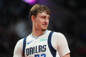 Cooper Flagg 1-of-1 Rookie Debut Patch Autographed card will sell at auction, rather than owner accepting Mavericks ‘bounty’