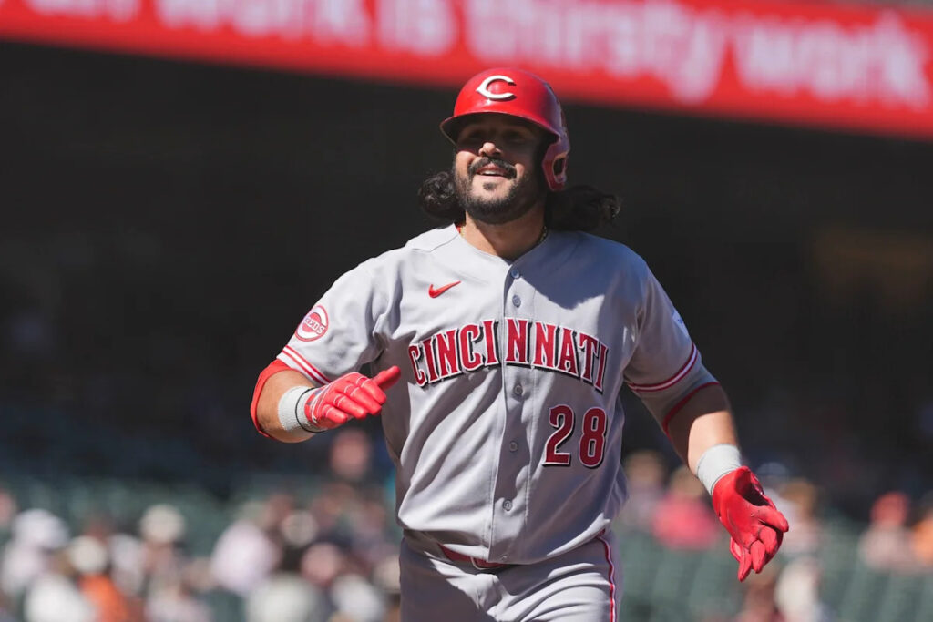 Reds reportedly place 3B Eugenio Suárez on waivers, the same day his grand slam pushes team to historic comeback Reds reportedly place 3B Eugenio Suárez on waivers, the same day his grand slam pushes team to historic comeback