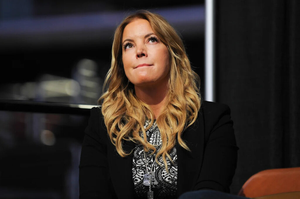 Buss siblings respond to their sister Jeanie, reiterate intent to sell family’s remaining share of Lakers despite her objection Buss siblings respond to their sister Jeanie, reiterate intent to sell family’s remaining share of Lakers despite her objection