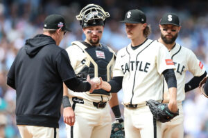 Mariners Lose To Cubs a Lot to a Little