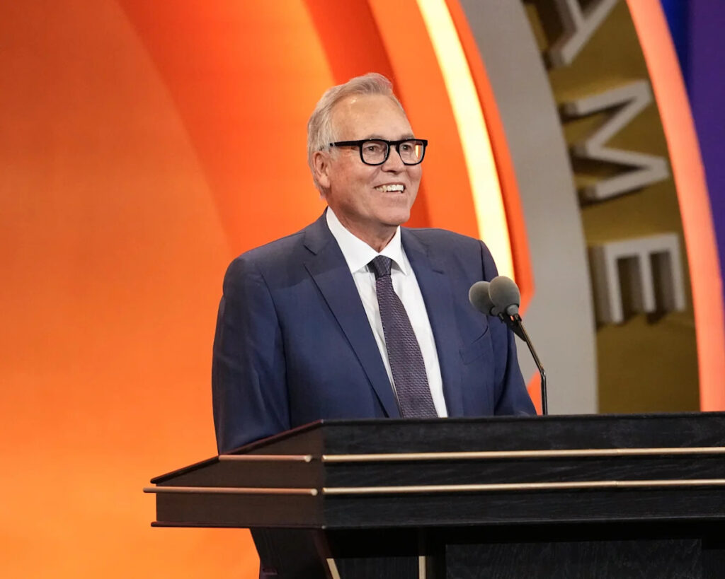 Honoring new Hall of Fame inductee, former Rockets coach Mike D’Antoni Honoring new Hall of Fame inductee, former Rockets coach Mike D’Antoni