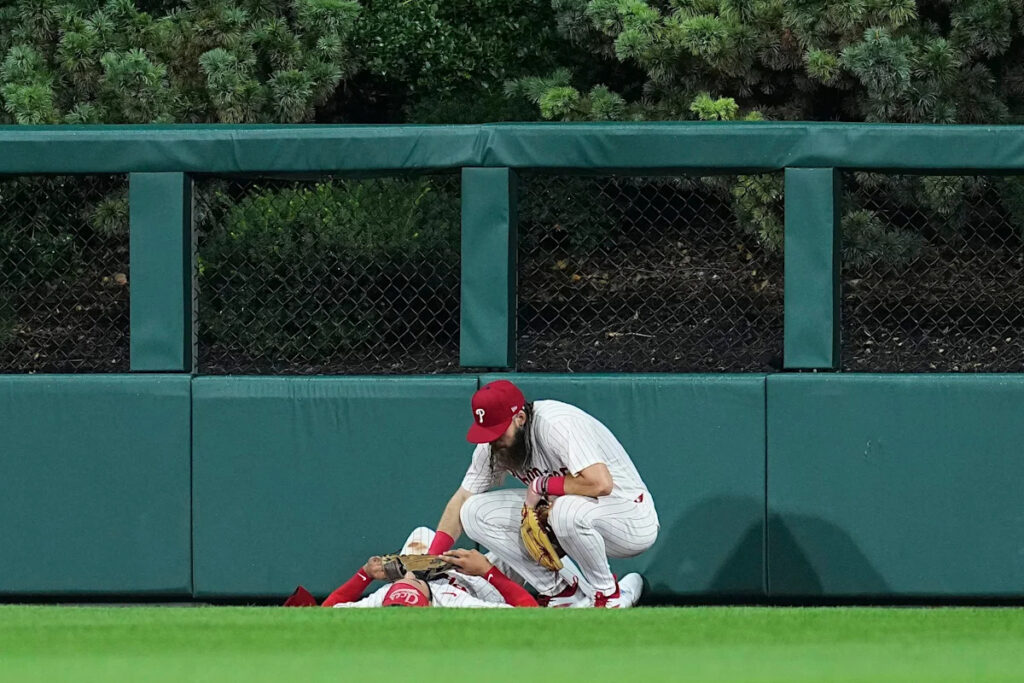 The Phillies had one of the worst extra innings ever
