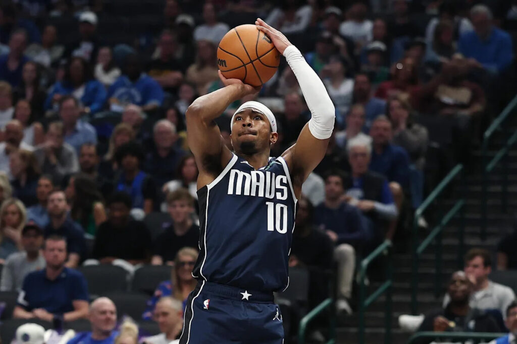 Report: Former Arizona guard Brandon Williams signs with Warriors Report: Former Arizona guard Brandon Williams signs with Warriors