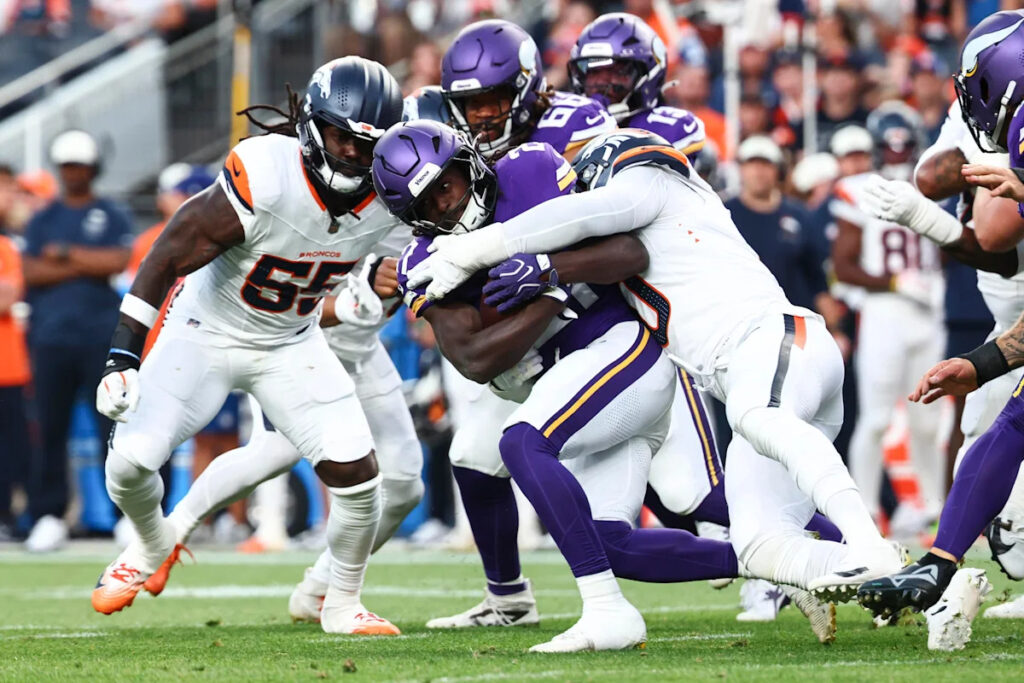 Denver Broncos 34, Minnesota Vikings 6: Vikings End Preseason With Ugly Showing Denver Broncos 34, Minnesota Vikings 6: Vikings End Preseason With Ugly Showing