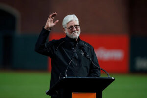 Mike Krukow announces that he’ll retire at the end of the season