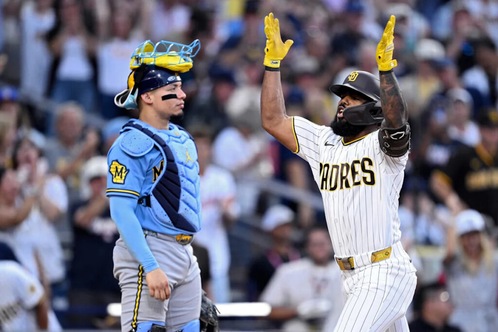 Padres beat up on Brewers en route to series win Padres beat up on Brewers en route to series win
