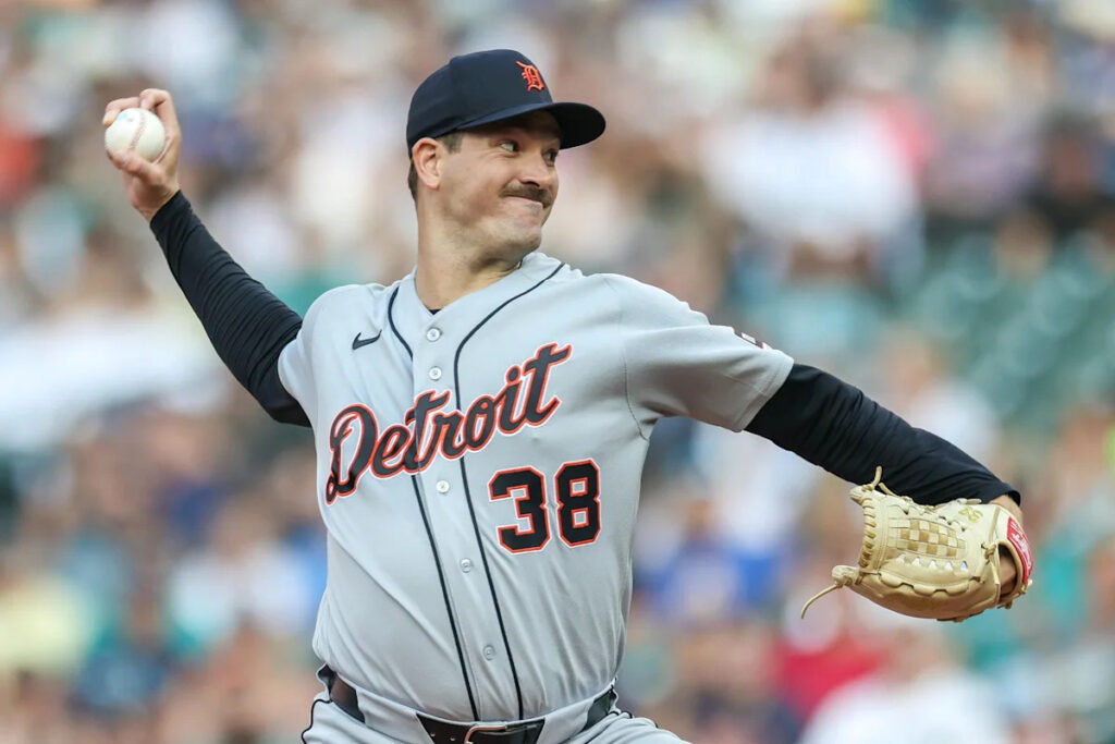 Tigers try to even up series against Royals on Saturday afternoon