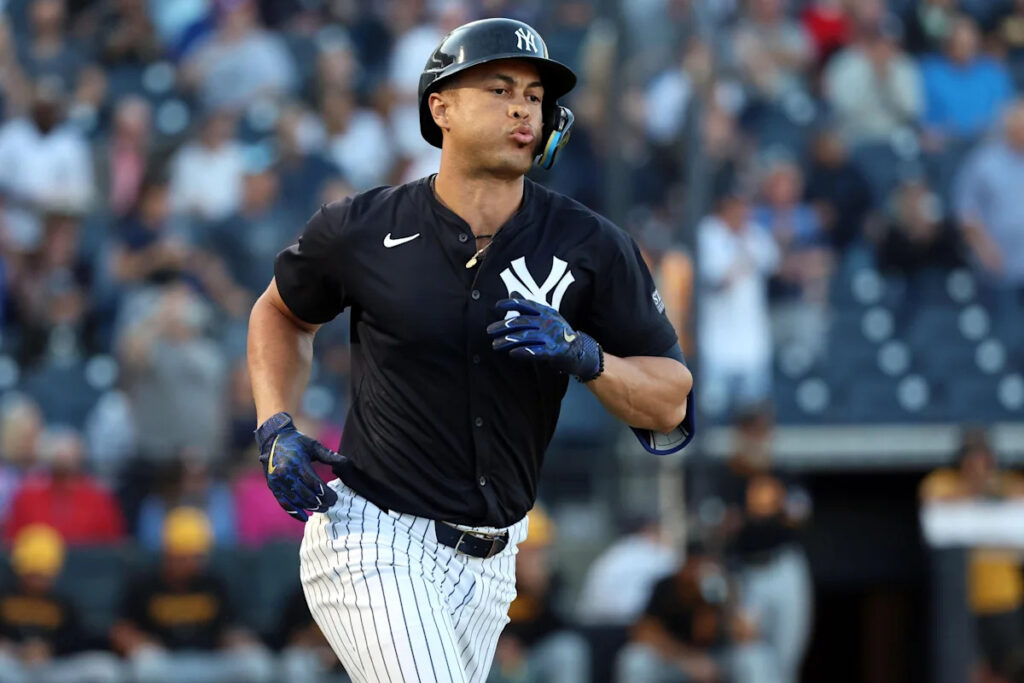 Yankees news: Giancarlo Stanton runs bases as rehab continues