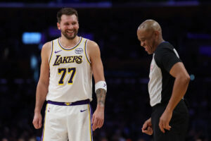 Are the Lakers set up to be the most disappointing team this season? Are the Lakers set up to be the most disappointing team this season?