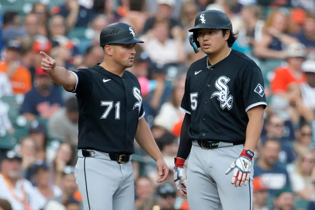 Troy Melton struggles and the White Sox hang on to win a close one