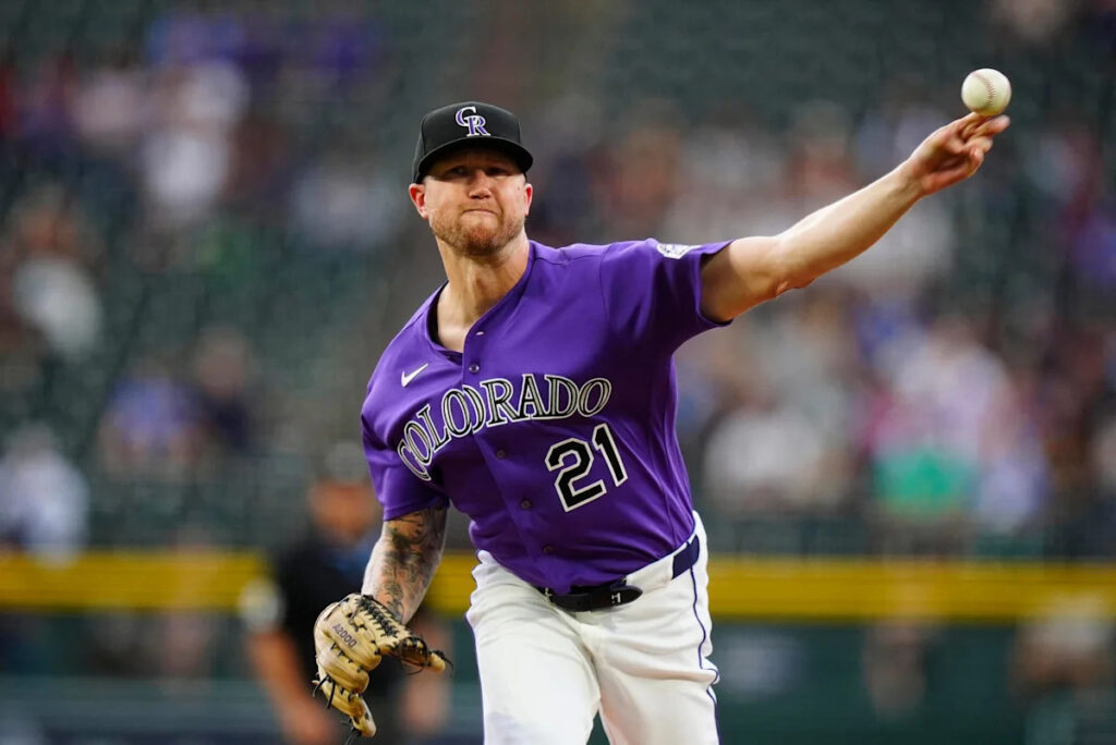 Kyle Freeland leaves Rockies-Dodgers game with apparent injury Kyle Freeland leaves Rockies-Dodgers game with apparent injury
