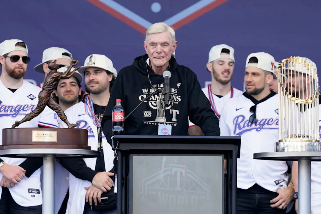 The trade deadline, the lockout, Ray Davis, and taking it with you The trade deadline, the lockout, Ray Davis, and taking it with you
