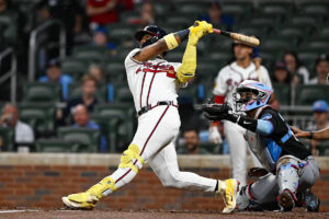 Braves blow Marlins out of the water for eighth straight win, 11-3