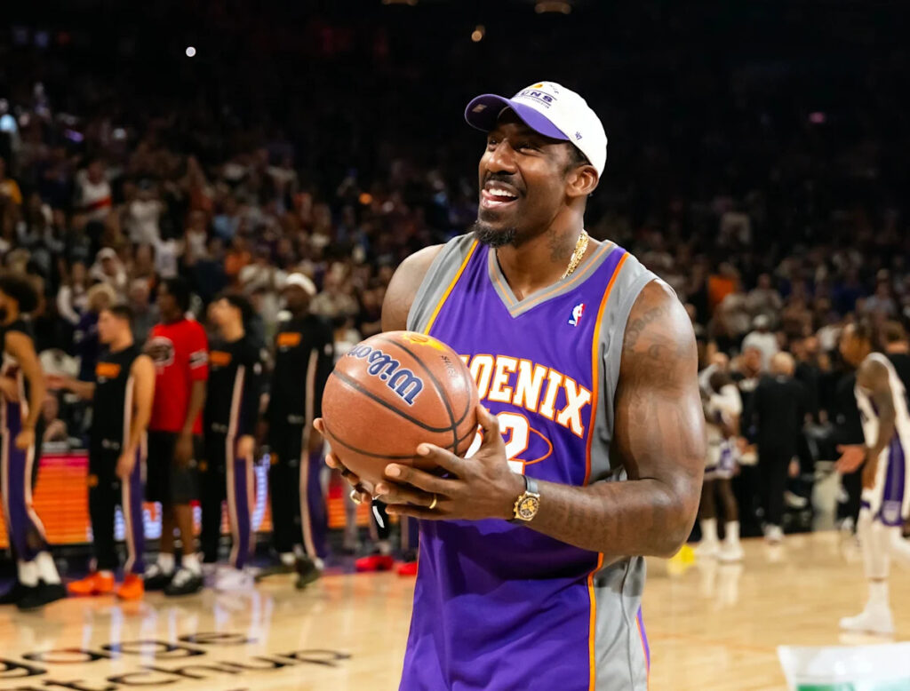 Amar’e Stoudemire inducted into Naismith Basketball Hall of Fame