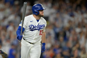Max Muncy sets record for most home runs at Dodger Stadium