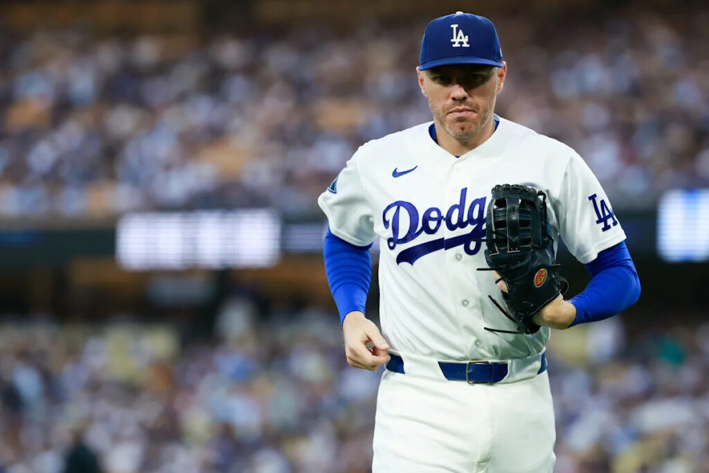 Freddie Freeman exits Dodgers game after scary fall down dugout stairs Freddie Freeman exits Dodgers game after scary fall down dugout stairs