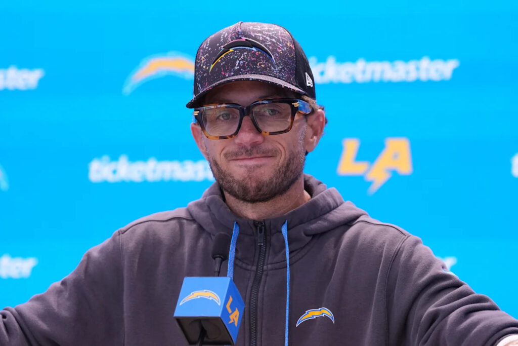 Chargers provide glimpse of what’s to come under OC Mike McDaniel