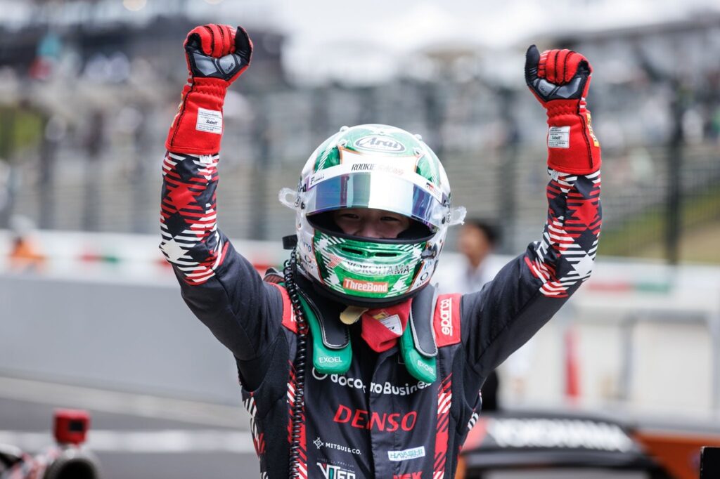 Fukuzumi gifted victory over Fraga by safety car drama