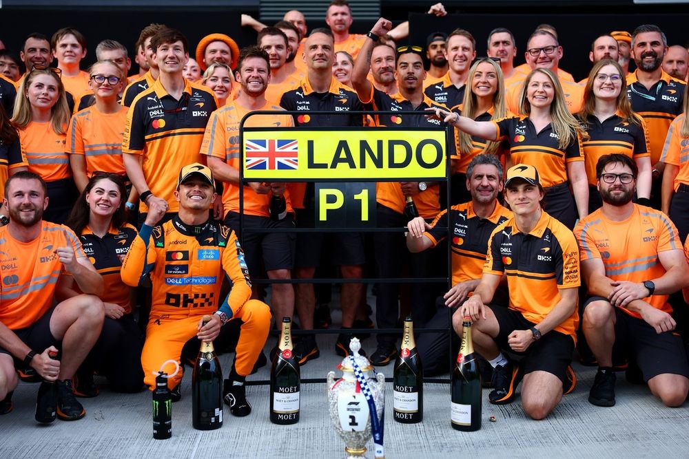 One happy family? Piastri was, apparently, in no danger of leaving McLaren...
