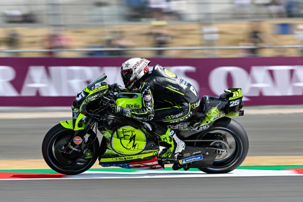Fernandez takes dominant win, Martin extends points lead Fernandez takes dominant win, Martin extends points lead