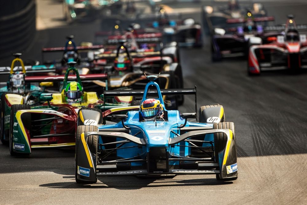 Victory in Monaco, his fourth in five races, gave Buemi a 15-point gap to Di Grassi, with third-placed Prost already 56 points adrift
