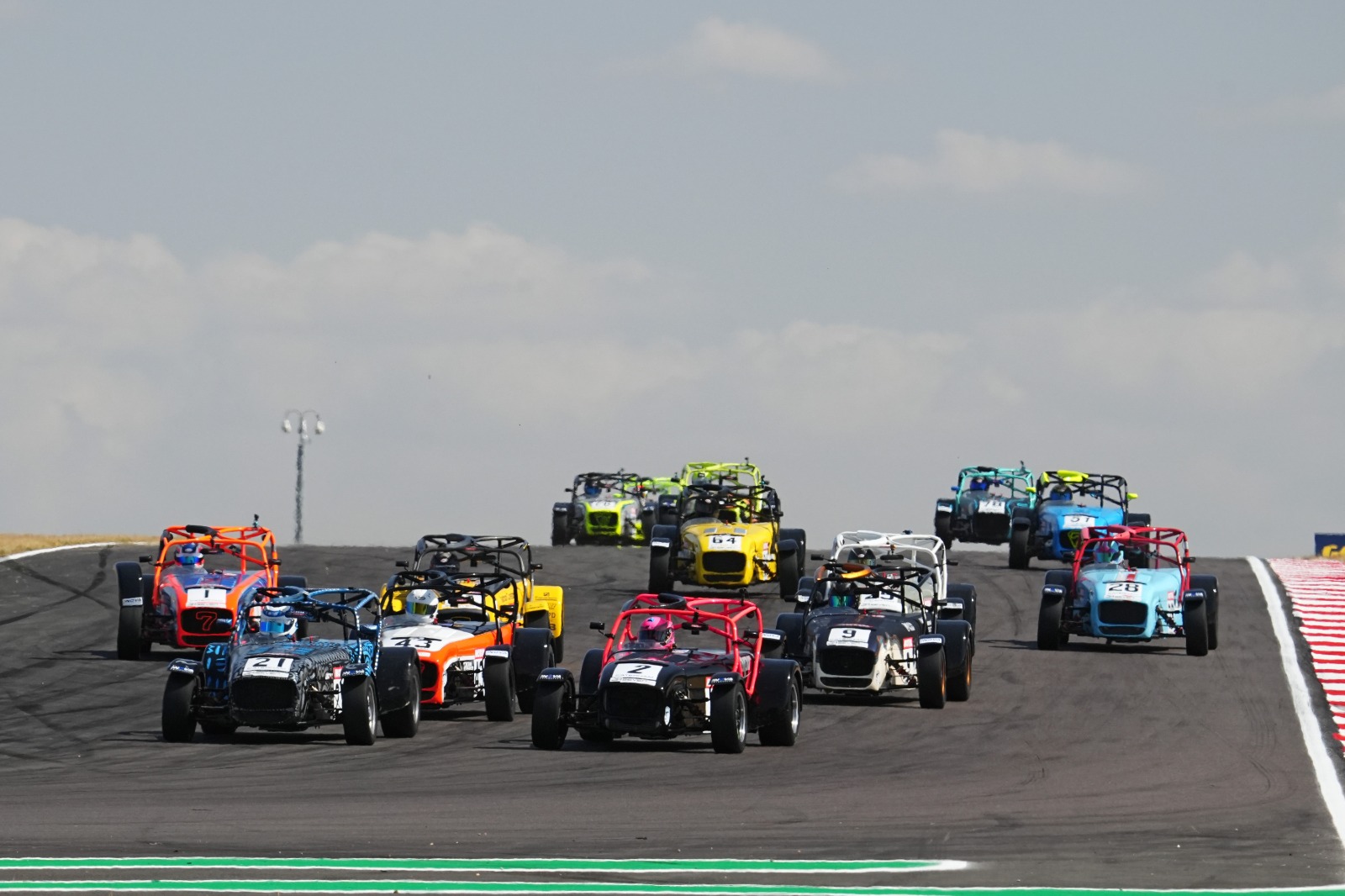 Multiple champion Head (r) battled his way to victory each time at his first event of the season