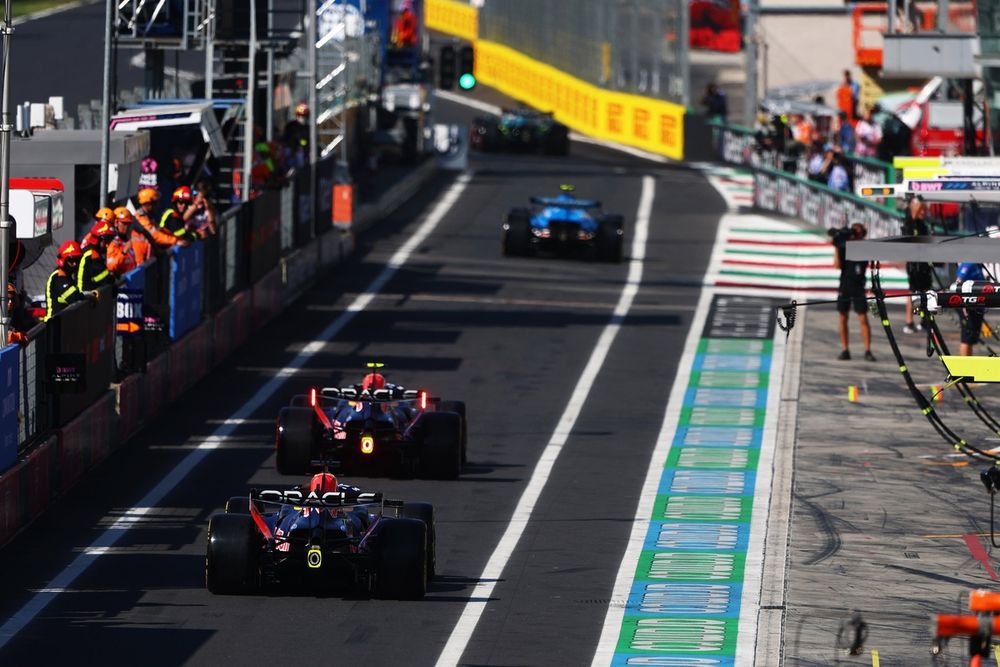 Max Verstappen was without wingman Liam Lawson in Q3