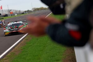 Collard/Cook’s Donington Park win causes huge British GT title swing