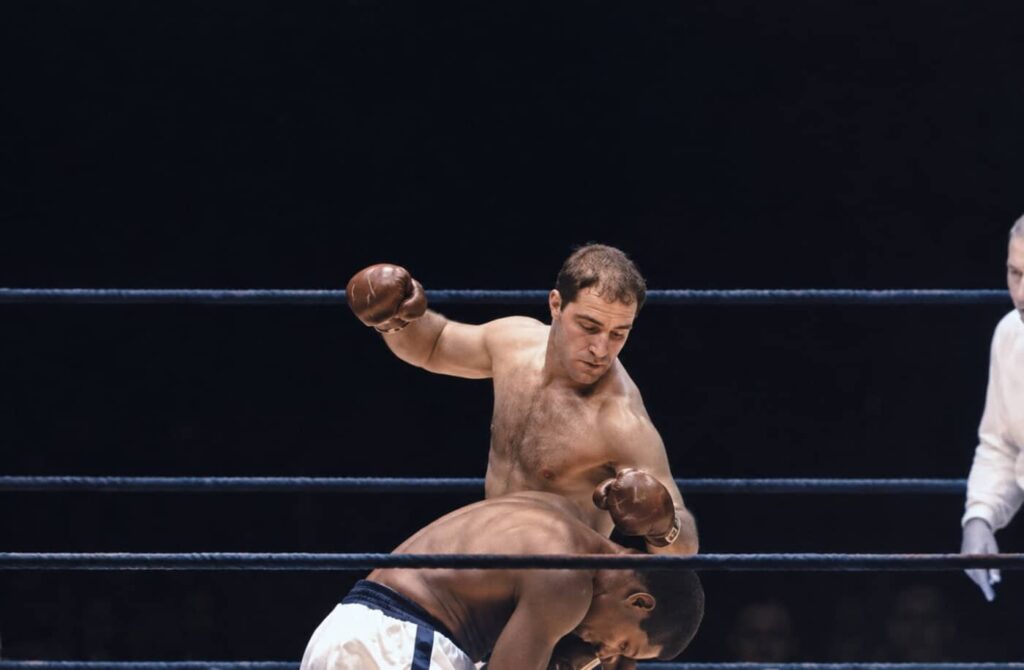 Rocky Marciano Bleeds, Then Crushes Ezzard Charles Rocky Marciano Bleeds, Then Crushes Ezzard Charles