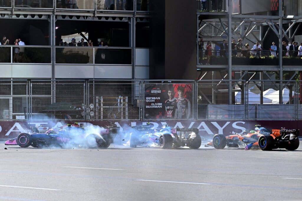 Norris demands ban for Colapinto after Azerbaijan GP crash Norris demands ban for Colapinto after Azerbaijan GP crash