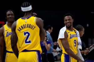 ‘This is a meritocracy’: Lakers open training camp with mandate of competition ‘This is a meritocracy’: Lakers open training camp with mandate of competition