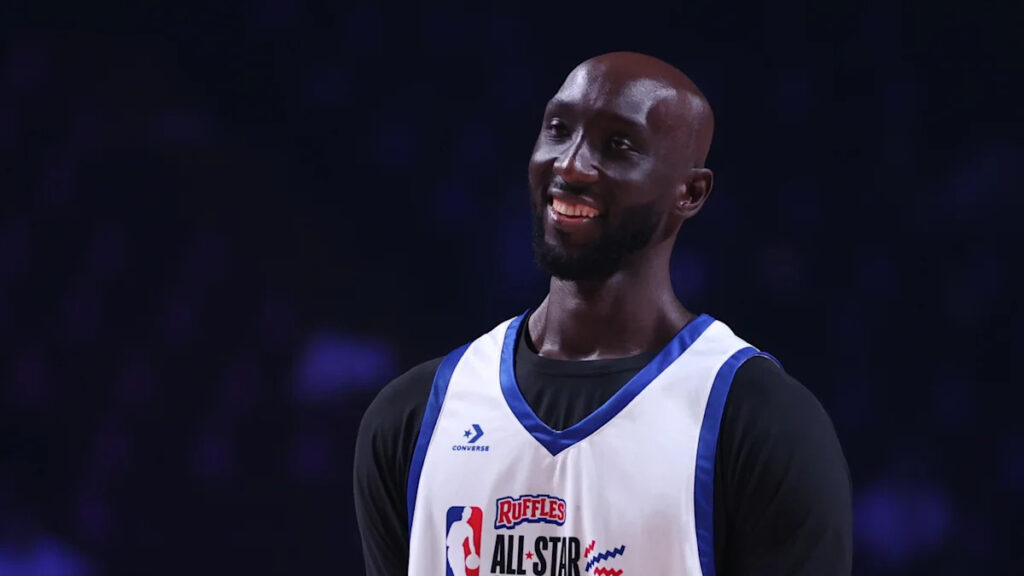 Philadelphia signs Tacko Fall, Jameer Nelson Jr. to training camp contracts
