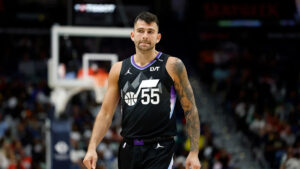 Veteran guard John Konchar agrees to one-year deal with Knicks Veteran guard John Konchar agrees to one-year deal with Knicks