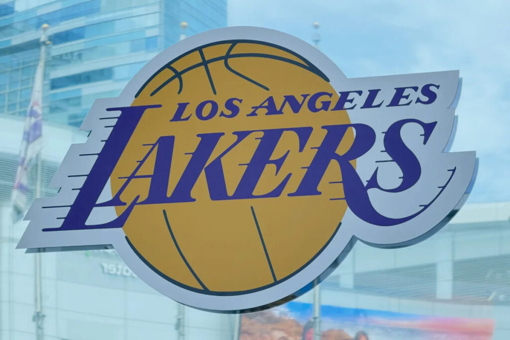 Lakers add former Heat executive as key ‘pillar’ under new ownership Lakers add former Heat executive as key ‘pillar’ under new ownership