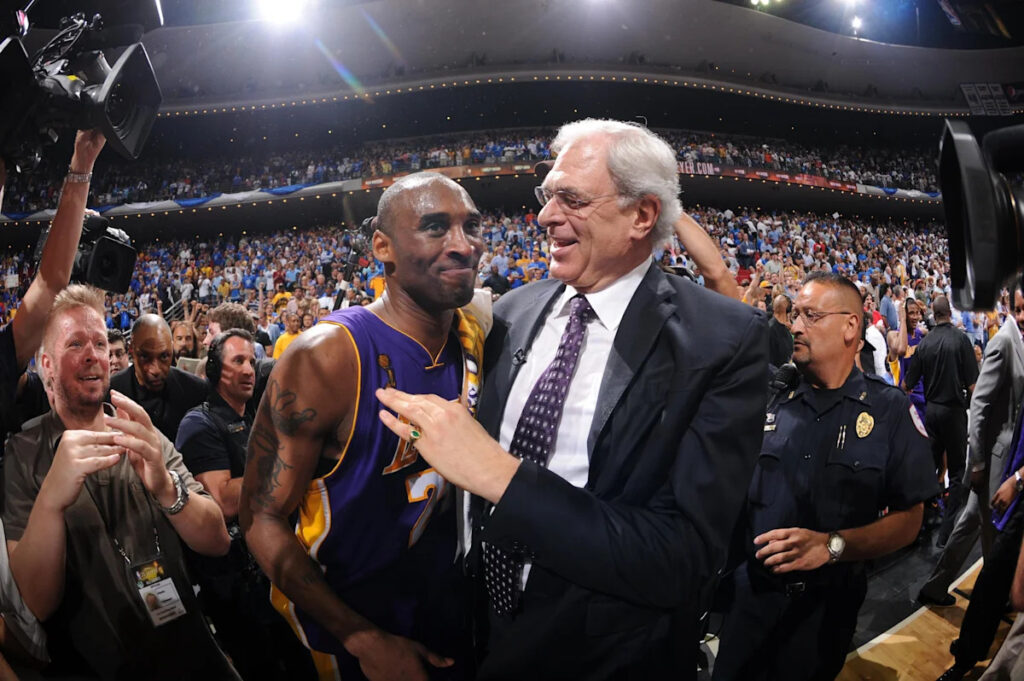 Lakers announce statue for Phil Jackson, to be unveiled April 2027 Lakers announce statue for Phil Jackson, to be unveiled April 2027