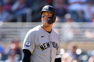 Yankees news: Aaron Judge expects to be back soon after leg stiffness Yankees news: Aaron Judge expects to be back soon after leg stiffness